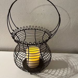 Candleholder basket